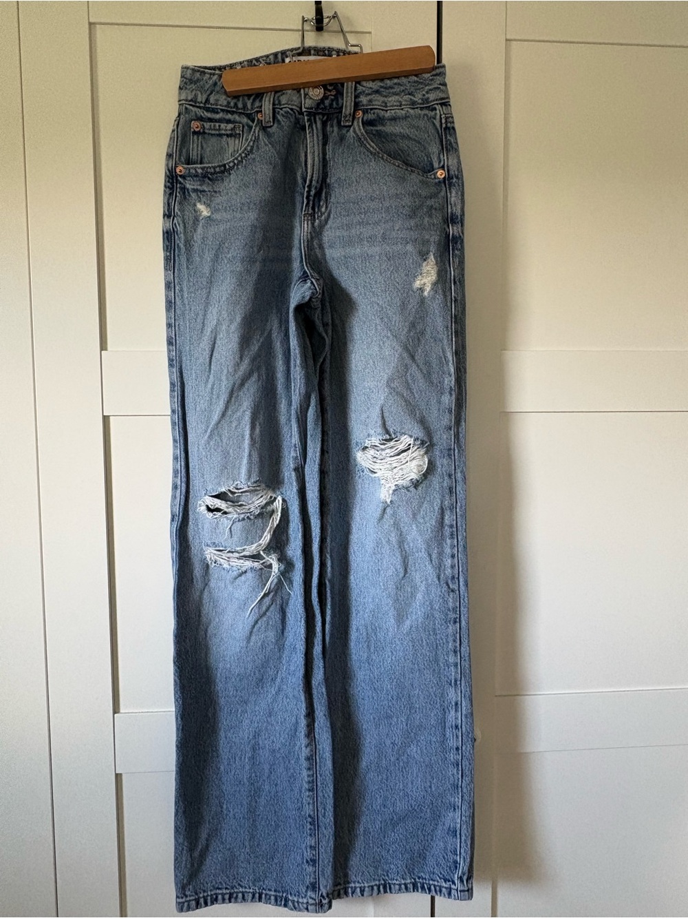 Garage Women’s Light Blue Distressed Wide-Leg Jeans